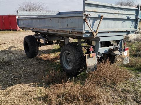 IFA pótkocsi eladó