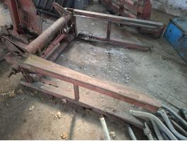 Hidraulikus bálafogó - 150 cm átmérőjű körbála megfogására is alkalmas