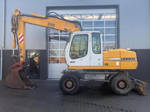 Liebherr A316 – 2006, 16 017 üzemóra, lízing 20%-tól