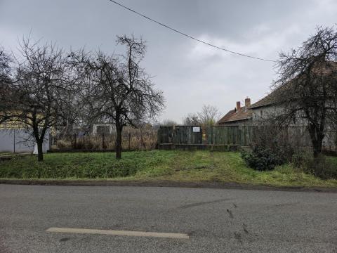 Eladó telek Füzesabonyban