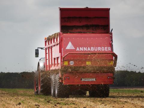 Annaburger trágyaszóró lehordólánc