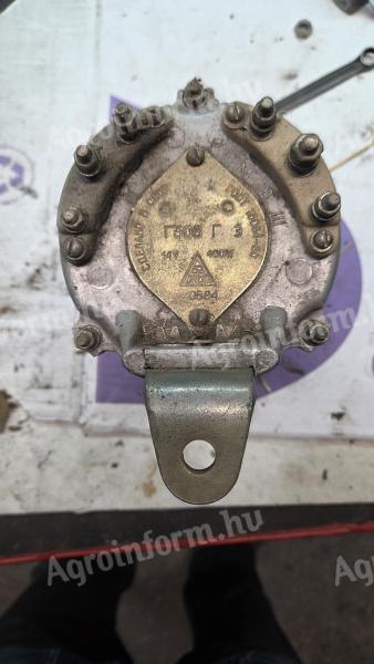 DT 75 lánctalpas traktor generátor 14V 400W