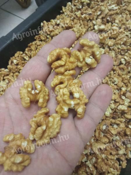 Eladó dióbél feles és negyedes, postázás utánvéttel is lehetséges