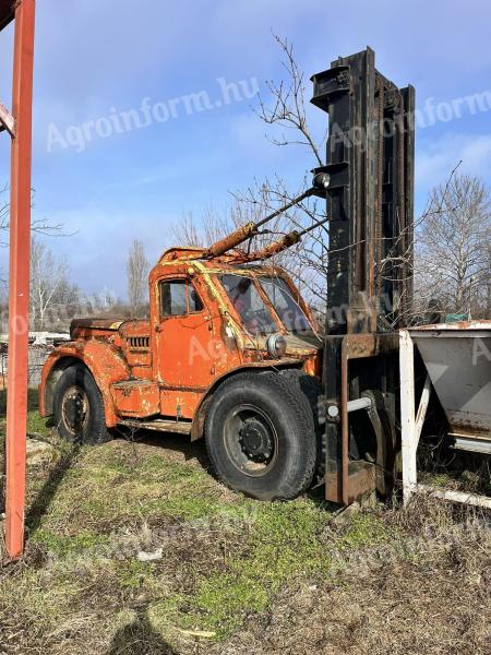 Molotov/LVOV 10 tonna emelőképességű targonca eladó