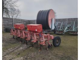 Műtrágyaszórós KSMK 6 soros sorművelő kultivátor