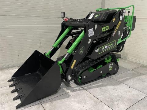 Új Hofman csúszókormányzású rakodógép