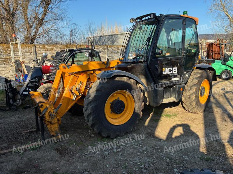 JCB 531-70 klíma joystick rendszámozható