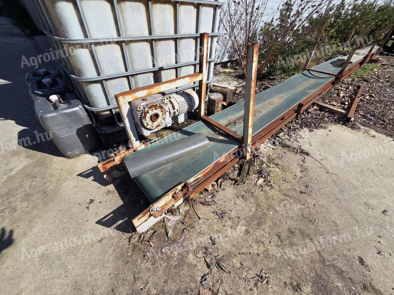 Szállítószalag eladó 8 m x 35 cm méretben