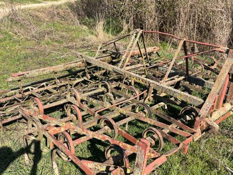 Kombinátor függesztett