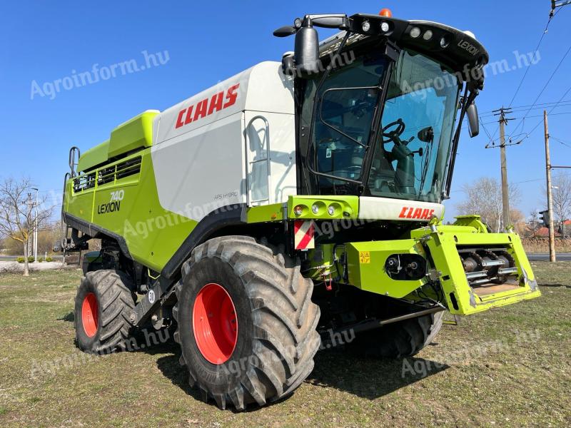 CLAAS LEXION 740
