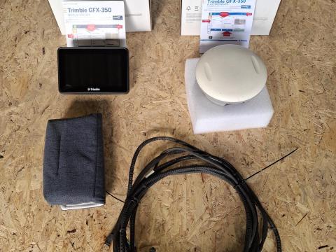 Trimble gfx-350 nav-500 antenna Trimble gfx-350 nav-500 antenna