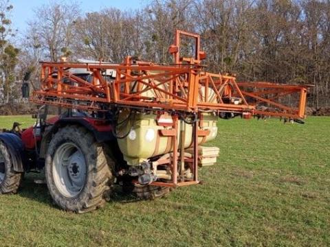 Douven 1000/21 permetező eladó – 1000 literes, holland minőség, azonnal munkára fogható Douven 1000/21 permetező eladó – 1000 literes, holland minőség, azonnal munkára fogható