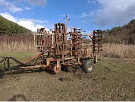 Doublet-record típusú 5 m-es magágykészítő kompaktor eladó