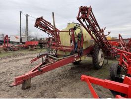 Hardi 4200/24 vontatott permetező