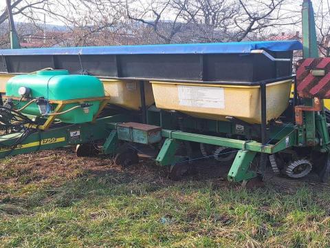 John Deere 1750 szemenkénti vetőgép eladó
