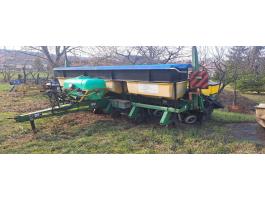 John Deere 1750 szemenkénti vetőgép eladó