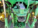 John Deere 5080M traktor John Deere homlokrakodóval
