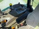 John Deere 5080M traktor John Deere homlokrakodóval