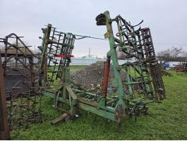 Függesztett, 7,7 méter széles kombinátor eladó