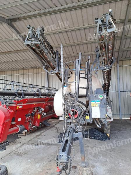 Boguslav Atlant 3000 literes, 24 méteres kerettel, GPS szakaszolással, sérült permetező eladó