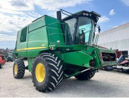 JOHN DEERE T 660