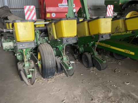 John Deere 1760 szemenkénti vetőgép