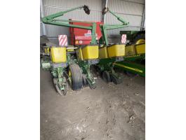 John Deere 1760 szemenkénti vetőgép