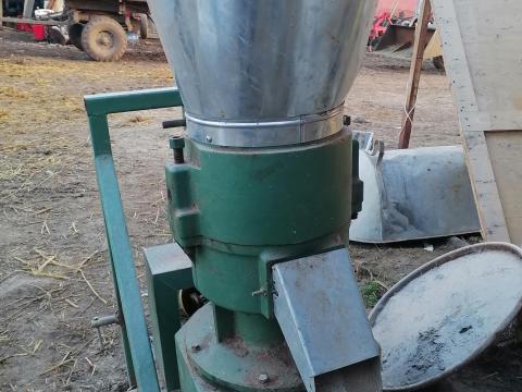 Eladó német gyártmányú pelletáló gép, 500 kg/óra kapacitással
