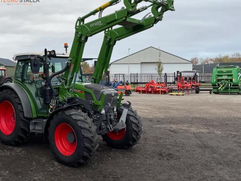 2020 Fendt 207 Vario farm tractor
