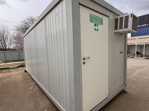 20' használt irodakonténer klímával