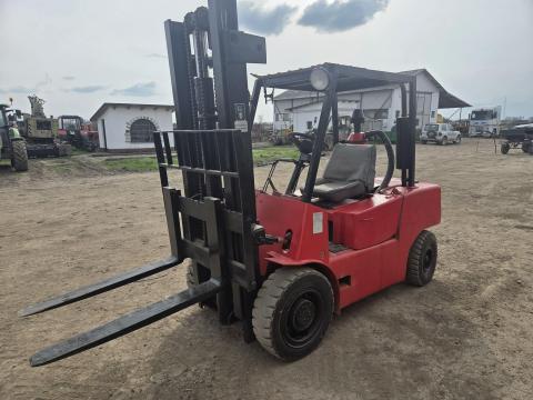 Balkán 3 tonnás targonca eladó Balkán 3 tonnás targonca eladó
