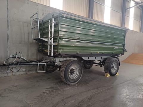 Fliegl DK 140 eladó keveset használt állapotban, feltöltő csigával