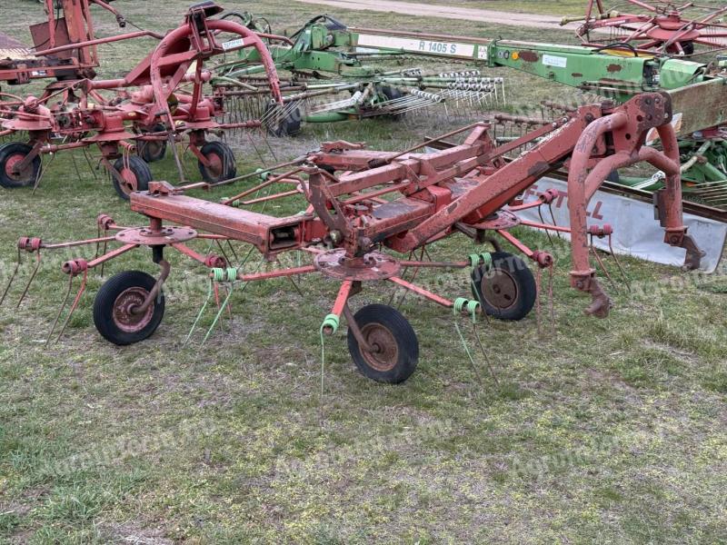 FELLA 4,6 m-es rendterítő, rendkezelő