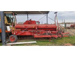 IH6210 gabonavetőgép eladó