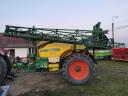 John Deere 732/24 vontatott permetező jó állapotban eladó
