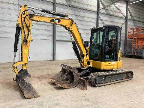 Caterpillar 305.5 E2 / 2015 / 4.967 üzemóra / Lízing 20%-tól