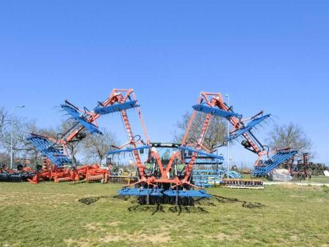 Hatzenbichler prémium 15m gyomfésű bemutatógép kedvező áron készletről Hatzenbichler prémium 15m gyomfésű bemutatógép kedvező áron készletről