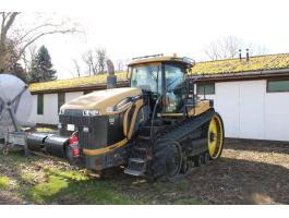 Challenger hevederes traktor