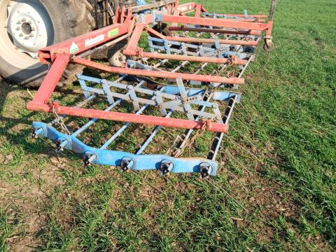 Eladó 6 mèteres gyomfésü