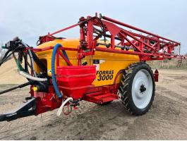 FORRÁS 300/20 vontatott permetező