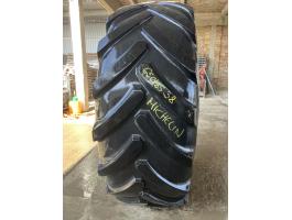 650/85R38 Michelin Axiobib 179D TL