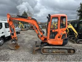 Kubota U 35-3 alpha 3 / 2015 / 2550 üzemóra / Lízing 20%-tól