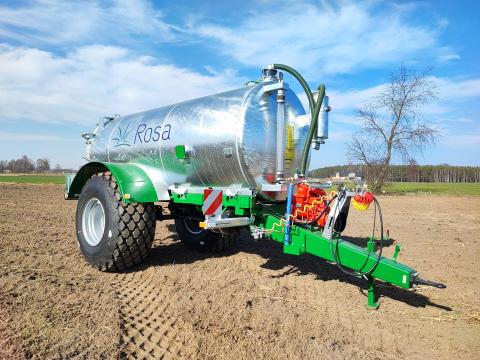 Szippantó tartálykocsi ROSA 9/R1 Szippantó tartálykocsi ROSA 9/R1
