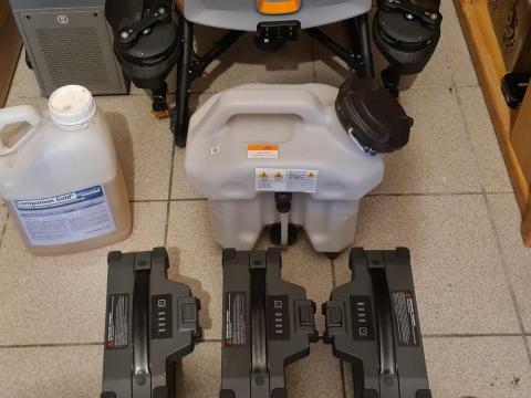 DJI T10 teljes szett autóval, 13 kWh akkuval, 6 kW inverterrel a csendes töltésért