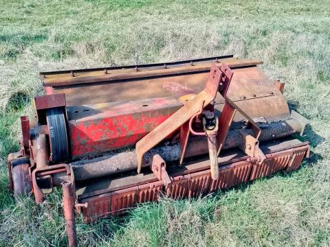 Jf 160 vízszintes tengelyű szárzúzó