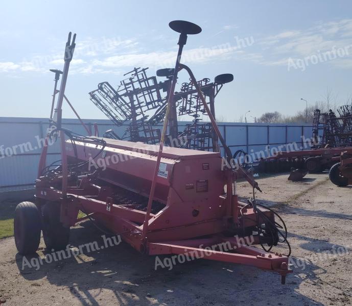 Kühne 6200 gabonavetőgép,  1998-as évjáratú,  korához képest megfelelő műszaki állapotban