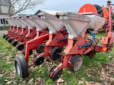 Kverneland Optima HD pneumatikus szemenként vetőgép