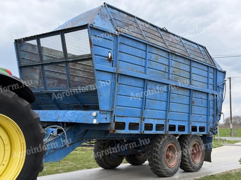 Fortschritt T088 silószállító siló pótkocsi