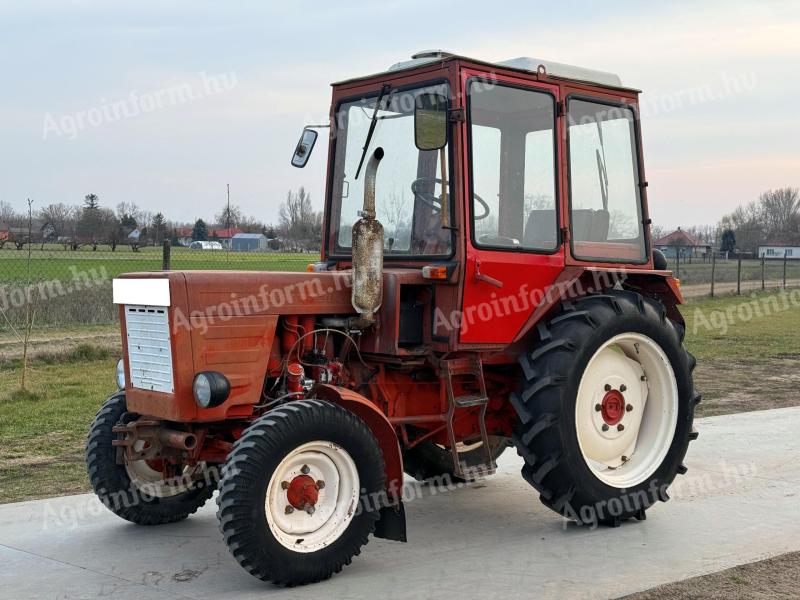 Vlagyimirec T25A traktor