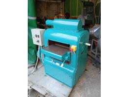 400-as újpesti vastagoló gyalugép vastagsági gyalu